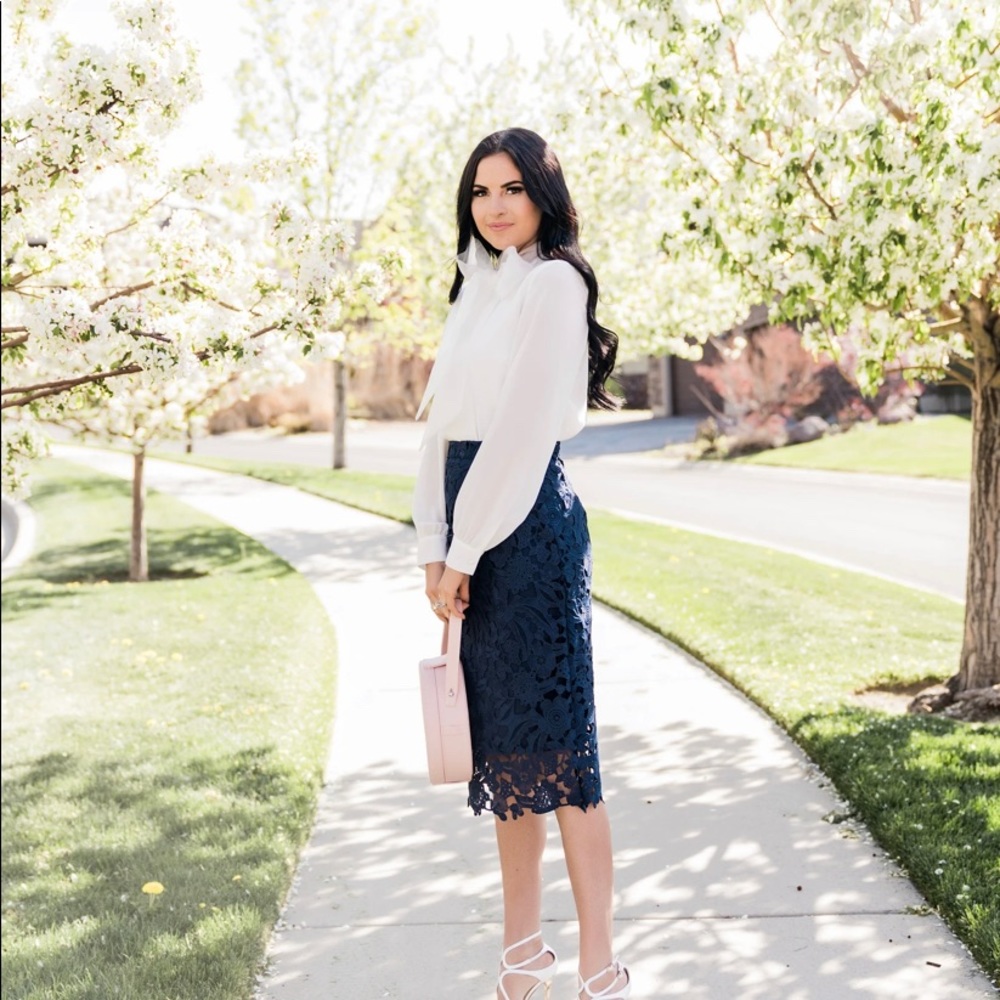 Rachel Parcell White Blouse and Navy Lace Skirt M